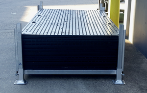 Stillage for protection Mats
